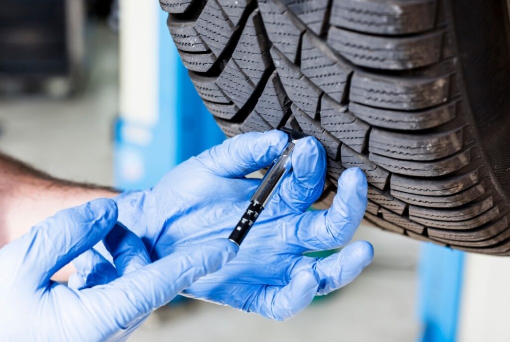 Lastik Basıncı ve Diş Derinliği: Güvenli Sürüşün İpucu